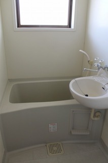 864.jpg